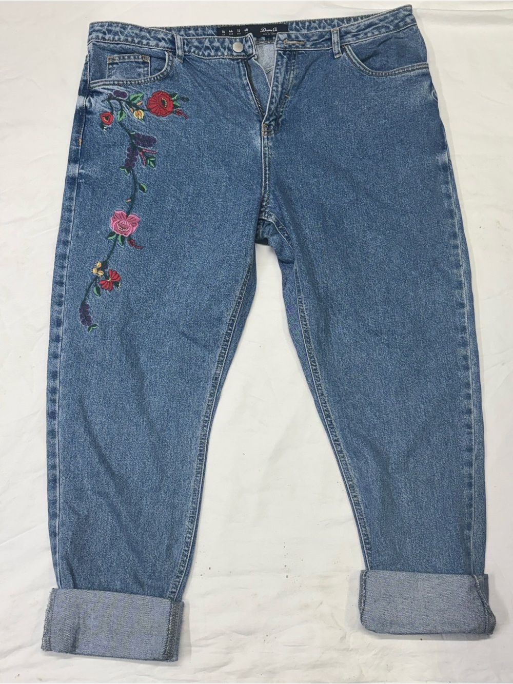 Denim&Co Blue Boyfriend Jeans with Floral Embroidery